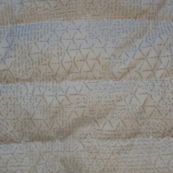 New Balance Coat - Picture 5 of 10